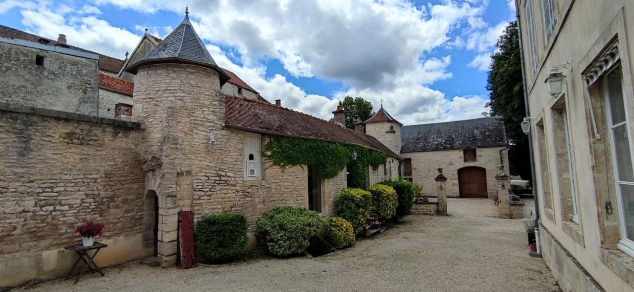 Manoir De L'Echauguette Panzió Laignes Kültér fotó