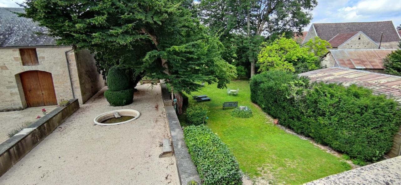 Manoir De L'Echauguette Panzió Laignes Kültér fotó