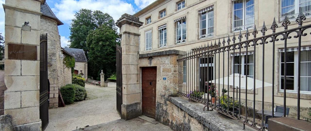 Manoir De L'Echauguette Panzió Laignes Kültér fotó