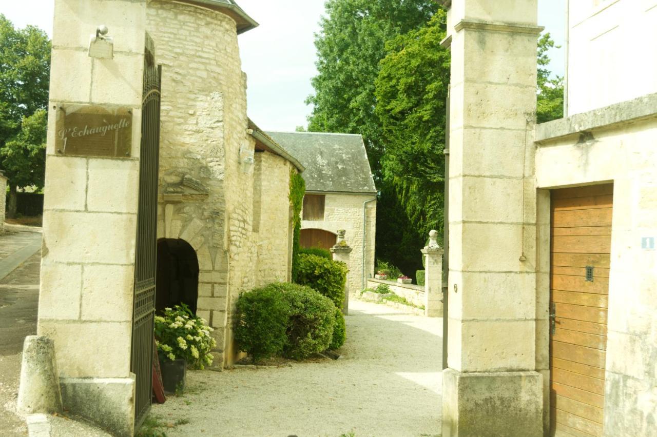 Manoir De L'Echauguette Panzió Laignes Kültér fotó